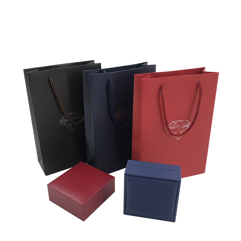 Bolsa de papel para joyería de gama alta con etiqueta multicolor personalizada Lipack con caja