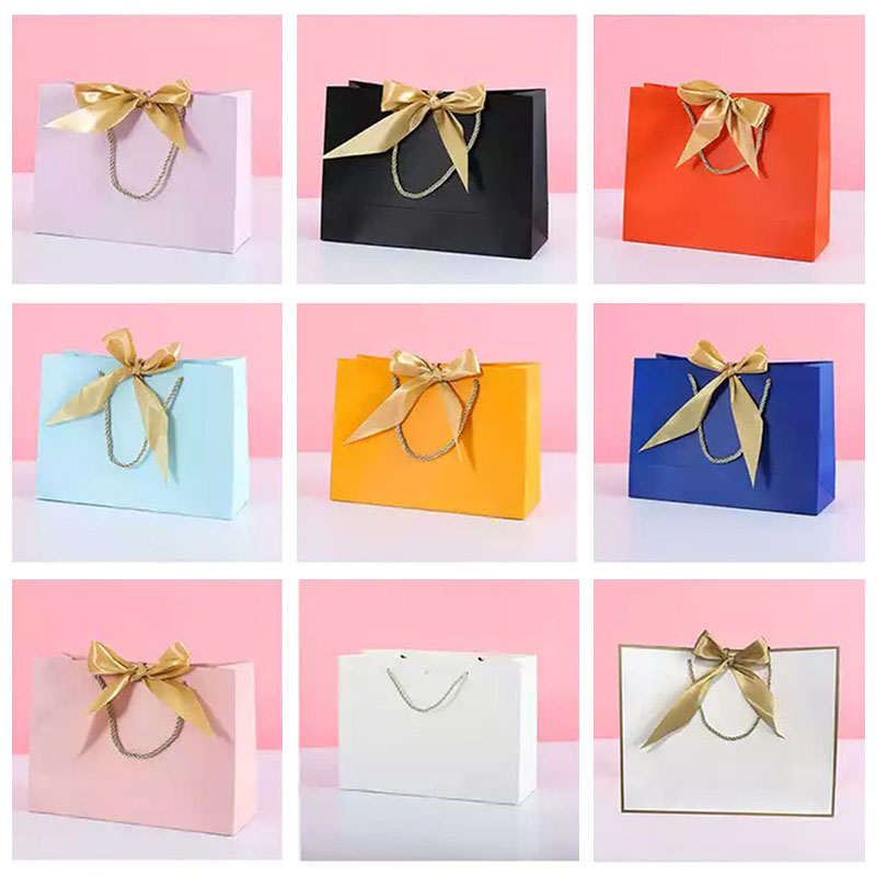 Bolsa de papel de fiesta personalizada de alta calidad Lipack para regalo con cuerda de amarre